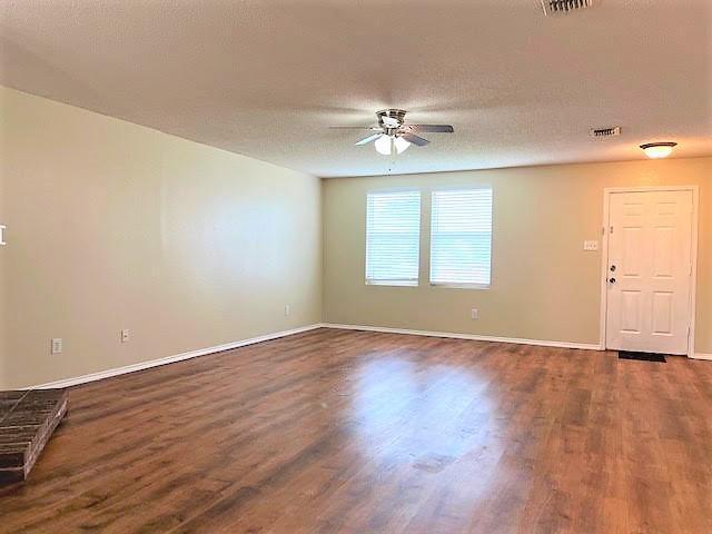 Building Photo - 714 Kinston Ct