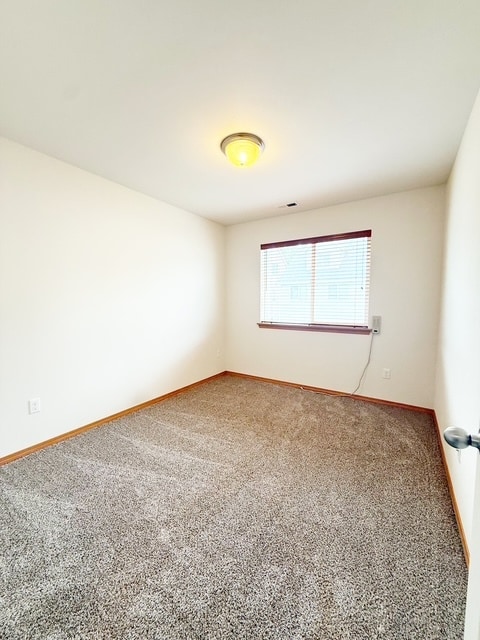 Building Photo - 317 NE Miramar Cir
