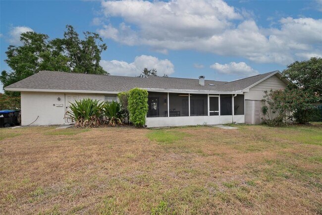 Building Photo - 4520 Lake Gem Cir