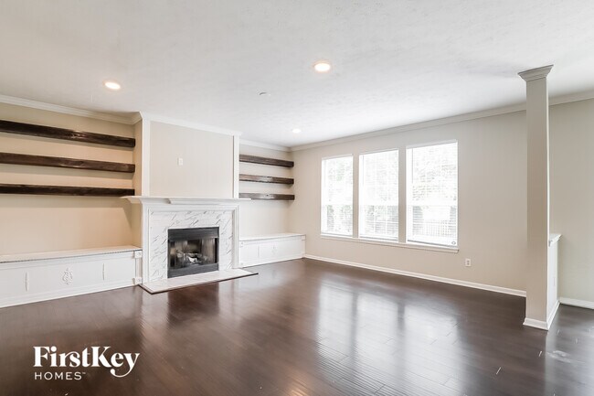 Building Photo - 10911 Jessie Cir