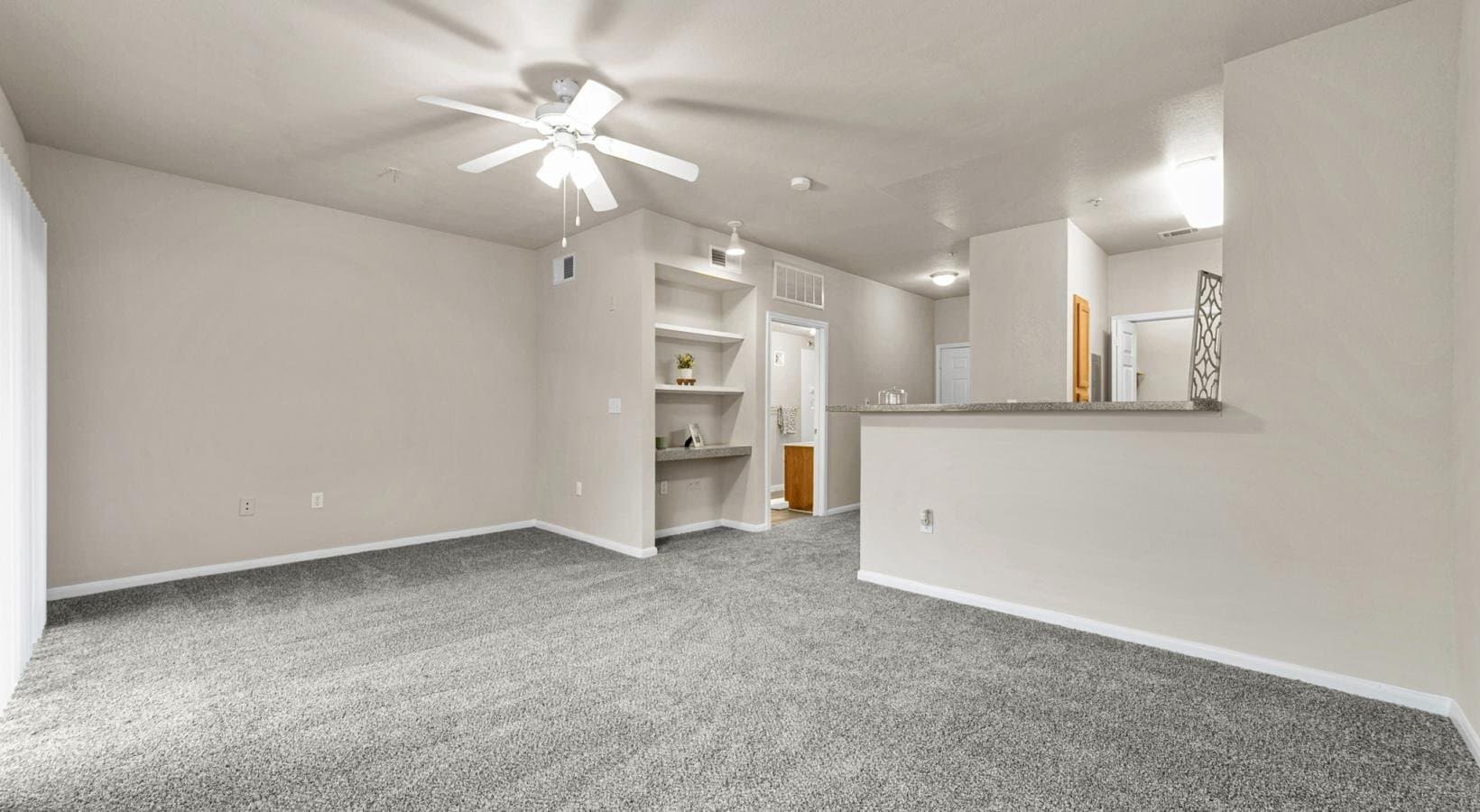 Building Photo - 5720 Forest Park Rd