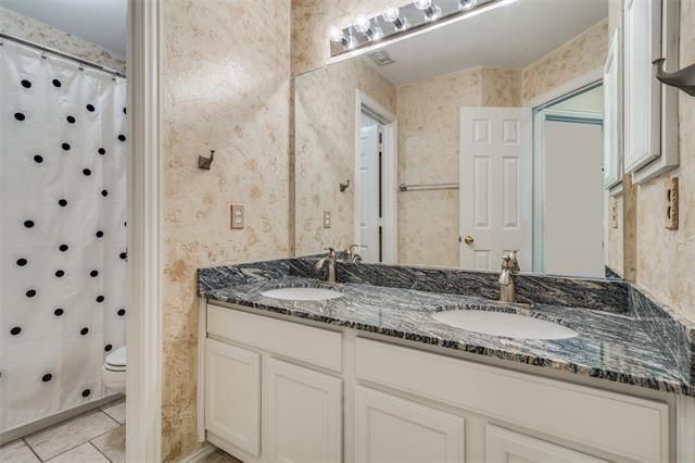 Building Photo - 6217 Palomino Dr