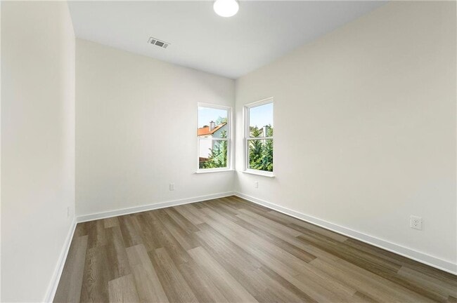 Building Photo - 3599 Brycewood Dr
