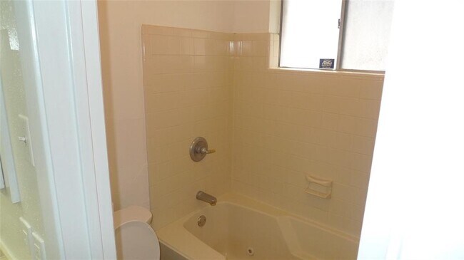 Building Photo - 11311 Verlaine Dr