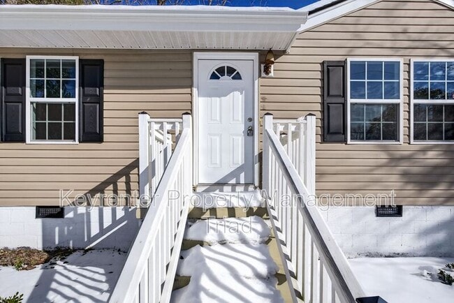 Building Photo - 1106 Sykes Ave