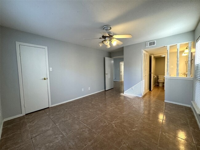 Building Photo - 4001 E NASA Pkwy