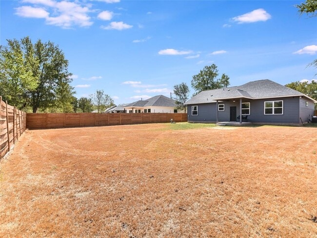 Building Photo - 114 Keomuku