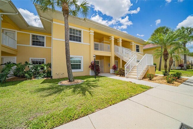 Building Photo - 1315 Saxony Cir