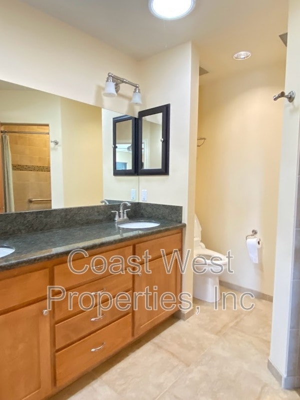 Building Photo - 4372 Argos Dr