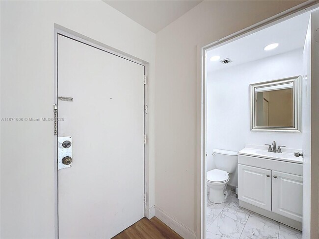 Building Photo - 17560 Atlantic Blvd