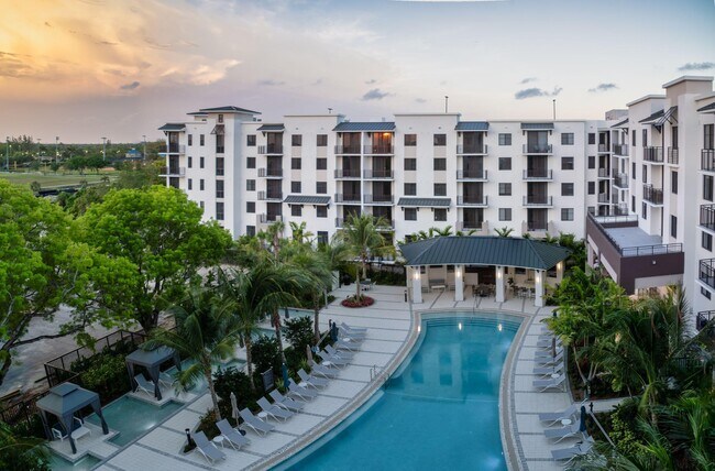 Building Photo - 17945 SW 97th Ave