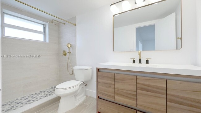 Building Photo - 8483 SW 137th Ave