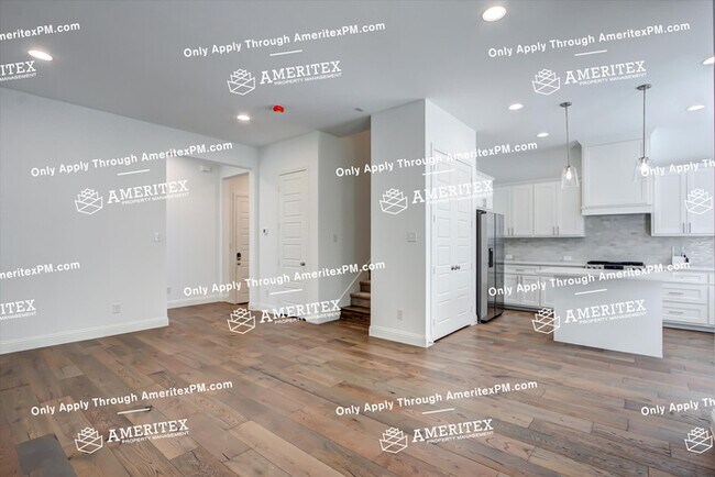 Building Photo - 6348 Oakbend Cir