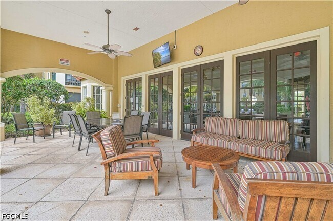 Building Photo - 8920 Colonnades Ct E