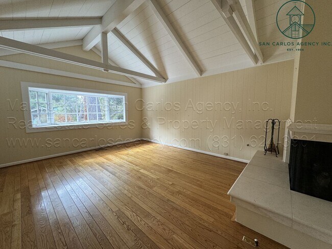 Building Photo - Immaculate Two Bedroom Home in the Heart of Carmel-by-the-Sea's "Golden Rectangle"
