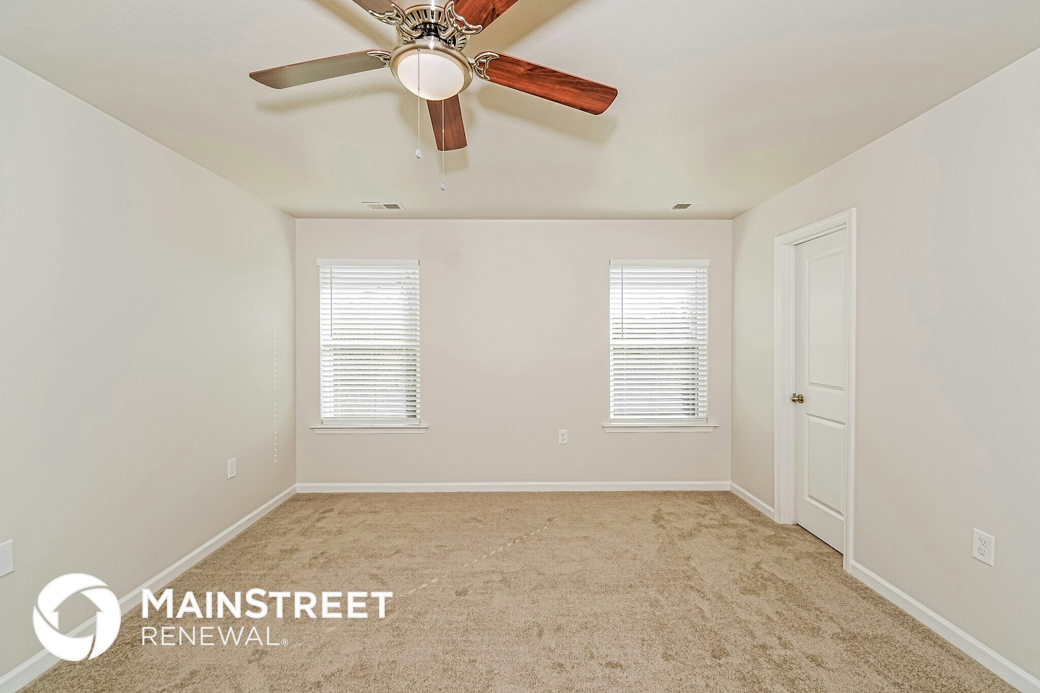 Building Photo - 1064 Pilgrim Ln