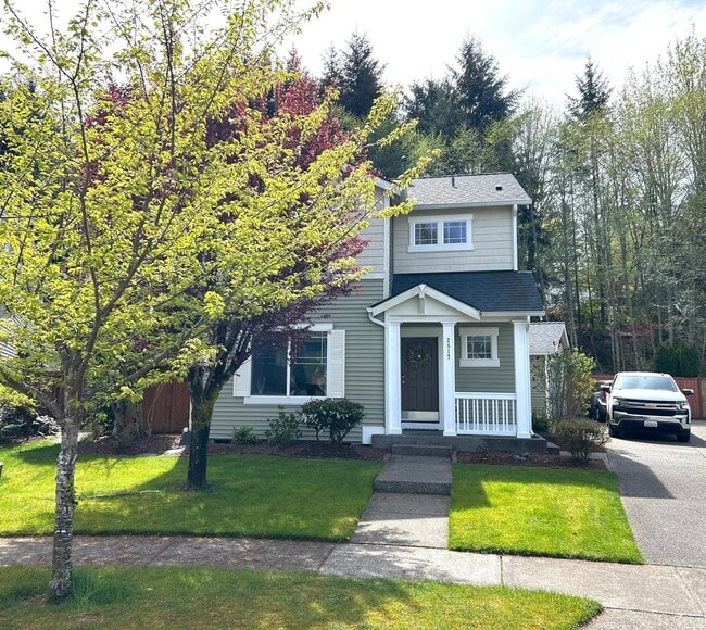 Building Photo - Updated 2 bedroom + loft, 2.5 bath DuPont Home