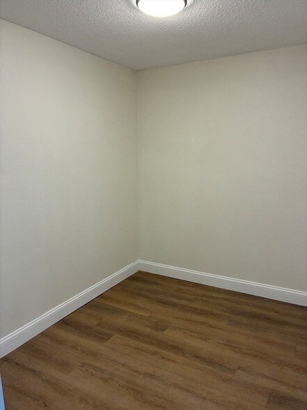 Building Photo - 1 Summit Dr