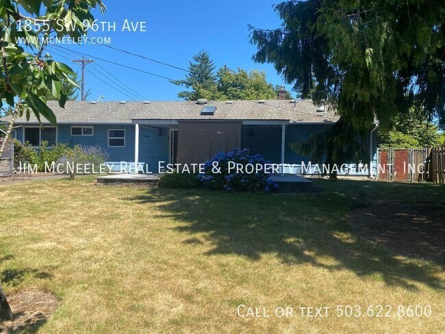 Building Photo - 1855 SW 96th Ave