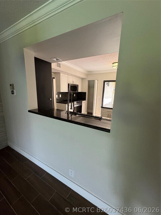 Building Photo - 7741 La Mirada Dr