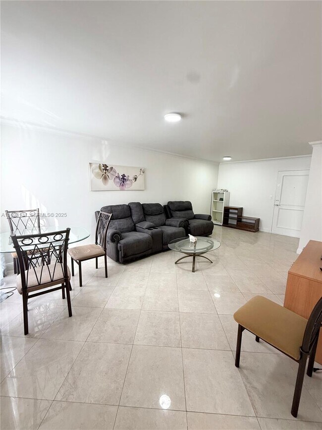 Building Photo - 200 172nd St