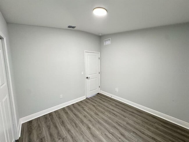 Building Photo - 399 Quentin Ave NW