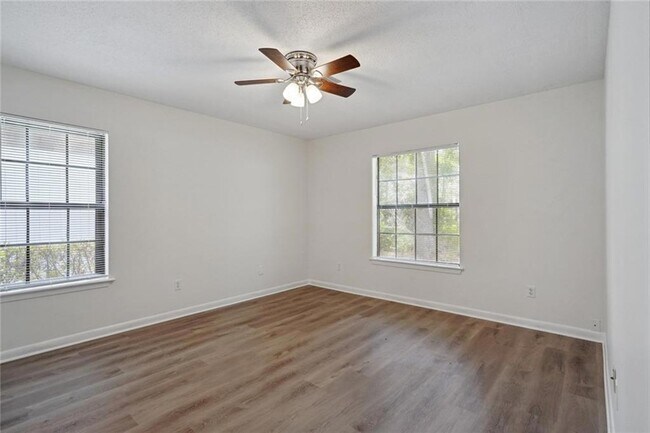 Building Photo - 401 Inspiration Ln