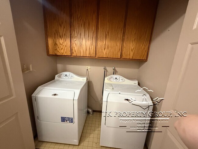 Building Photo - 11611 Sandpiper Way