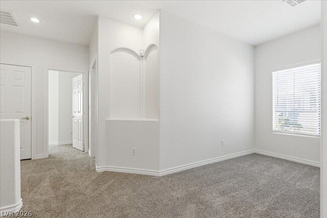 Building Photo - 236 Charming Ct