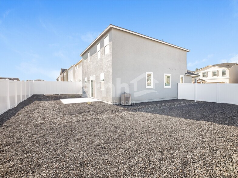 Building Photo - 6500 Enlightenment Dr