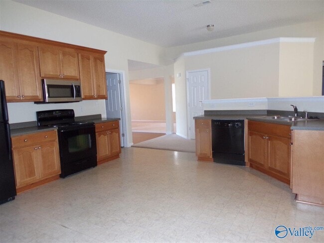 Building Photo - 4816 SE Brownston Ct