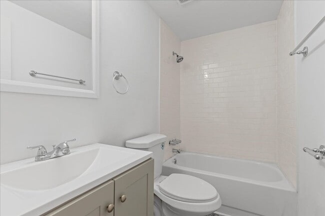 Building Photo - The B Street Flats – Modern Living in Pittsburgh’s East Side