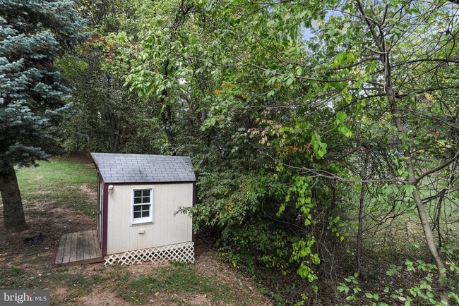 Building Photo - 56-A PROCTOR Ln