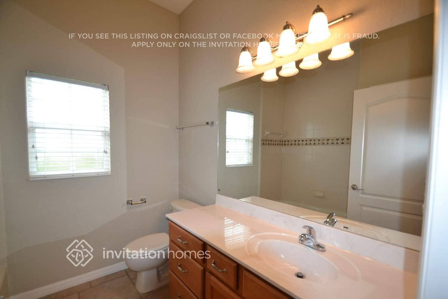 Building Photo - 13075 Peregrin Cir