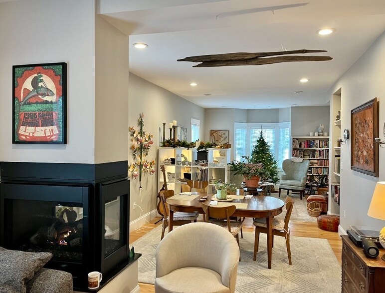 Building Photo - 9 Sherman St