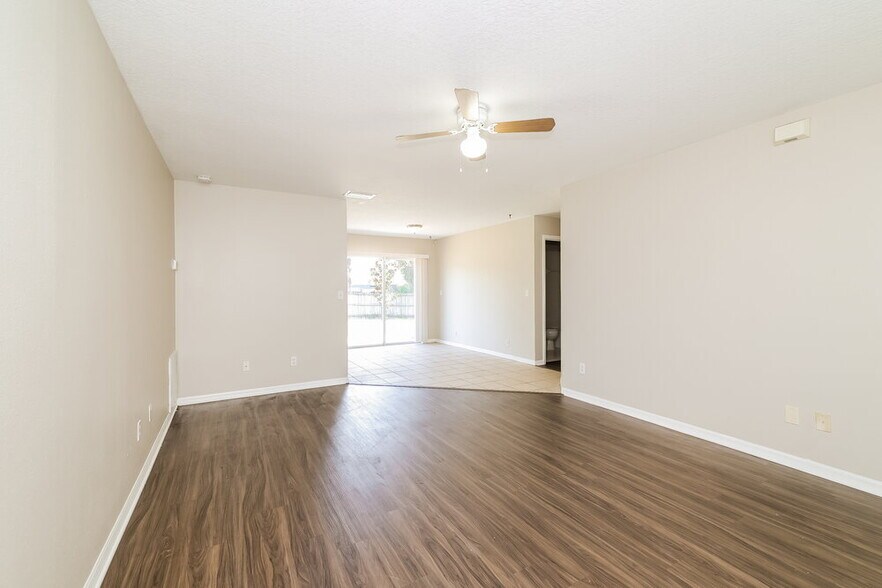 Building Photo - 5 Bay Ridge Loop