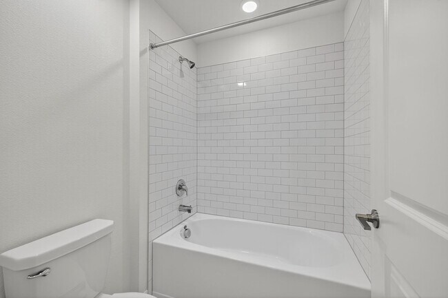 Building Photo - Brand-new 5 Bed now Available!