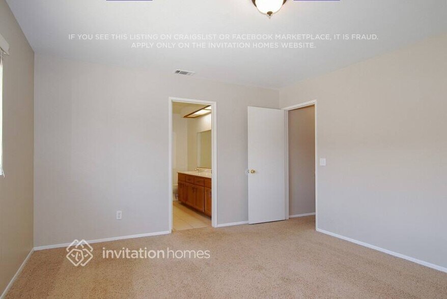 Building Photo - 6635 Solano Dr