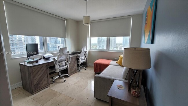 Building Photo - 31 SE 5th St