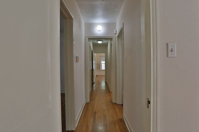 Building Photo - 3124 Jarrard St