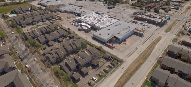 Building Photo - 11855 Dashwood Dr