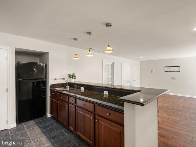Building Photo - 209 N Caldwell Cir