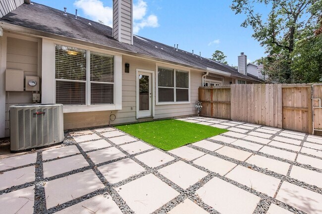 Building Photo - 72 S Piper Trace