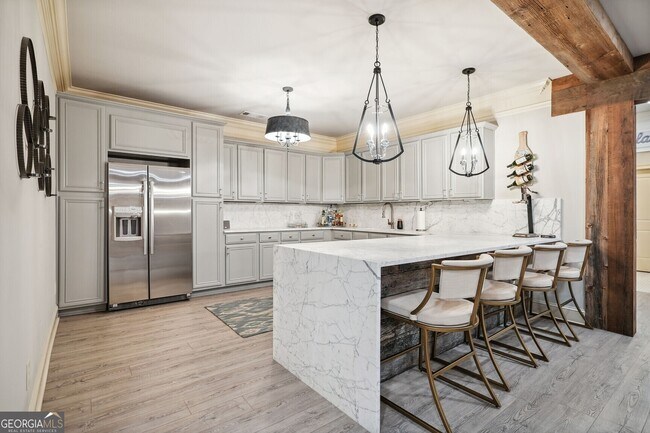 Building Photo - 1930 Northside Dr NW