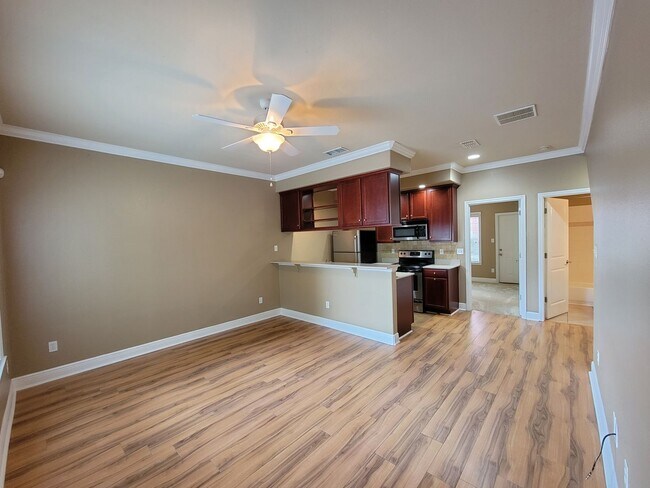 Building Photo - 3 Bedroom town home for rent August 6, 2026 in gated community with pool, renting for $1550 per m...
