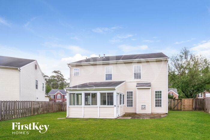 Building Photo - 3354 Kirkwall Dr