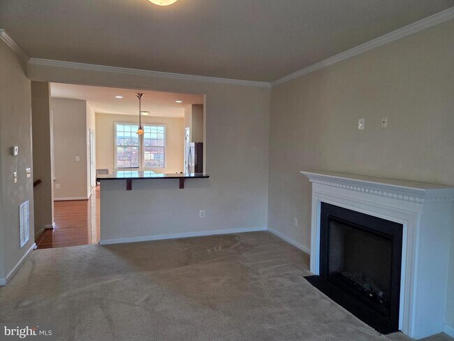 Building Photo - 129 Schramm Lp