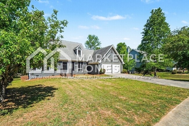 Building Photo - 190 Willow Glenn Dr