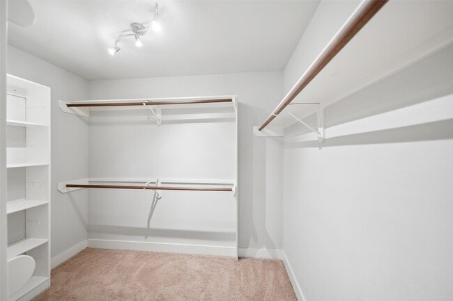 Building Photo - 4502 Rockwood Dr