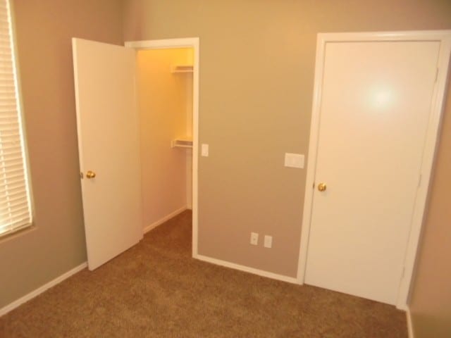 Building Photo - 12725 W Cheery Lynn Rd